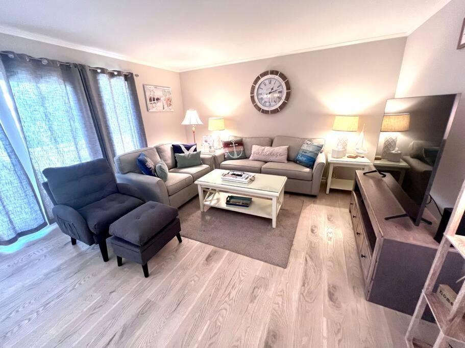 New Pics! Harbour Town 3Br/3Ba - Pool Access - Book Now Villa ฮิลตันเฮดไอส์แลนด์ ภายนอก รูปภาพ